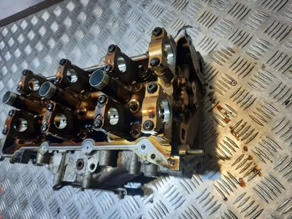 Jeep OE 05184510AJ Cabeça de Árvore de Cames - Usado image 3