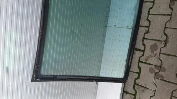 Vitre arrière VOLVOMAR-134313 pour Audi A6 C5 Berline image 10