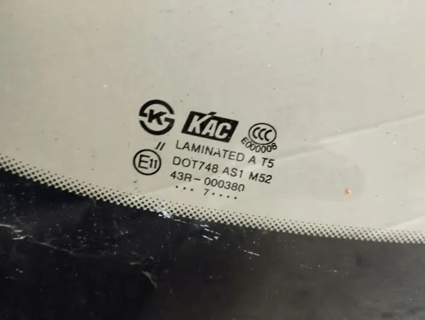 Chevrolet Captiva 2007 Frontscheibe OEM AMD136604 image 3