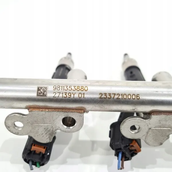 Peugeot 1.2 PureTech Injektor 9822715980 image 6