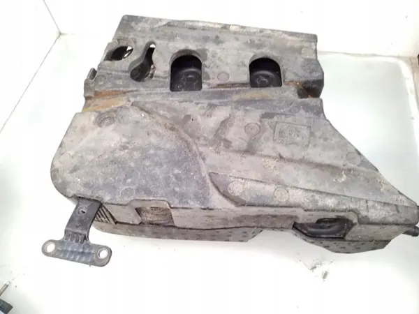 Tanque AdBlue BMW usado OEM 7222146 para X5 E70 image 2