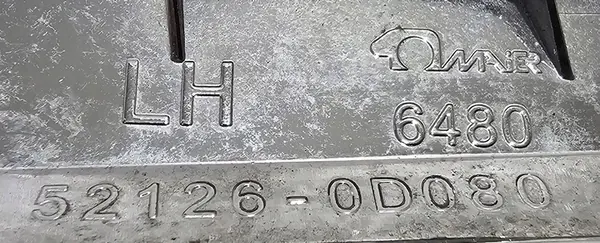 Toyota Yaris III Etupuskuri Kromilista Vasemmalle 2017-2020 image 2