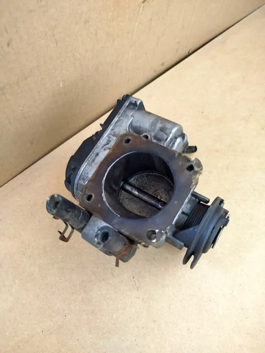 Corpo de borboleta SEAT Toledo II 1.6 98R. 037133064K image 3