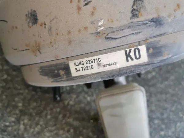 Servo Nissan OE BJKC22871C usado para Quest V42 image 3