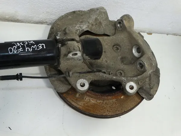 Snodo ammortizzatore anteriore destro BMW F20 F21 Diesel image 5