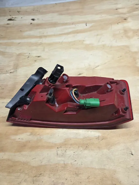 Audi A5 COUPE Lámpara trasera izquierda LED 8T0945095H image 3