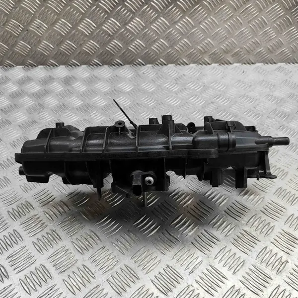 Insugningsmanifold VW PASSAT B6 2.0L 147kW 2006 OEM 06F133201N image 3
