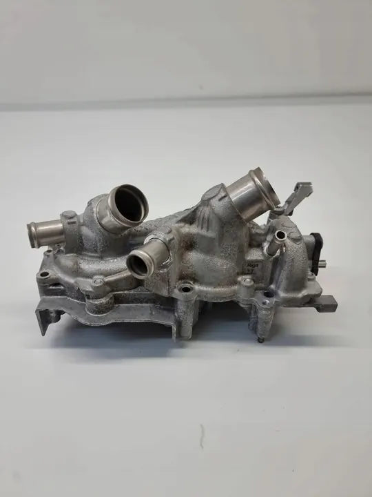 Vattenpump Volkswagen Golf VII 2018 OEM 05E121042B image 3