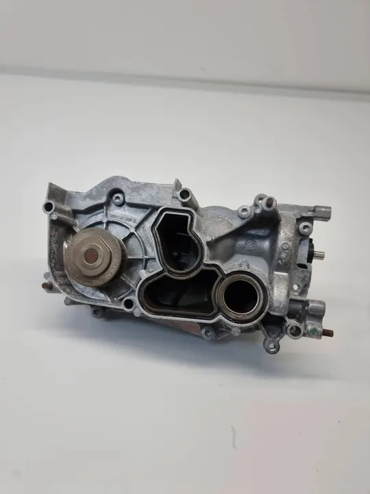 Vattenpump Volkswagen Golf VII 2018 OEM 05E121042B image 5