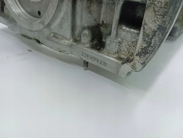 Vevhusfäste Toyota Corolla Verso AR10 2007 OEM 31E27119 image 10