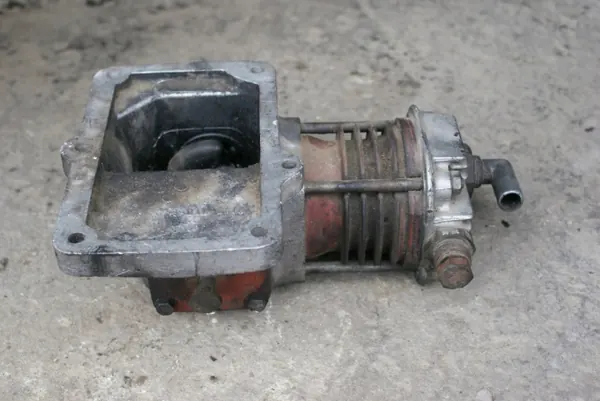 Compressor de ar Jikov usado OEM JK443614 image 4