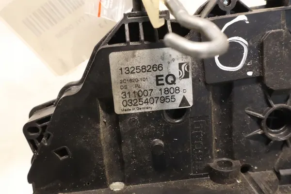 Vänster Bakdörrslås Opel Corsa D 1.2 image 7