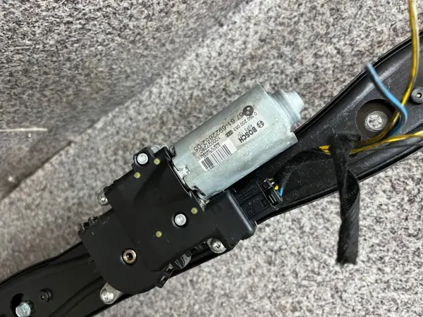 Panoraamakatto OEM 6922652 Lasi & Moottori BMW E70 X5 image 7