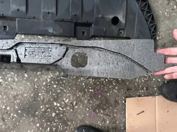 Voorbumperabsorber OEM A2468851037 Mercedes B W246 image 7