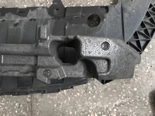 Voorbumperabsorber OEM A2468851037 Mercedes B W246 image 9