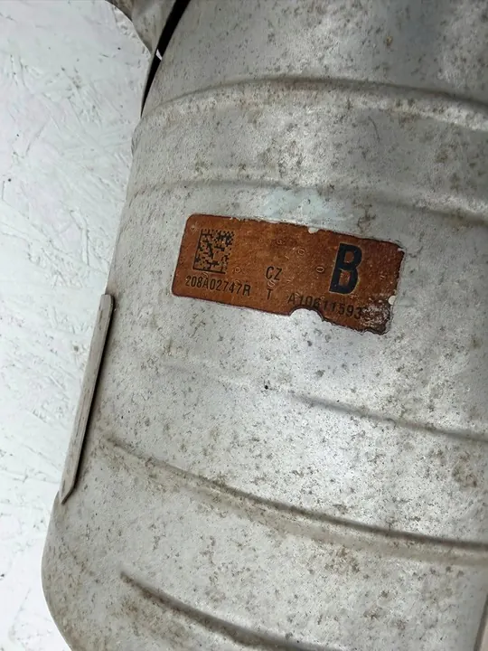 Renault Trafic III DPF Catalyst 2.0 NOx 227900033R image 6