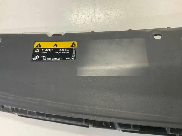 Gurtabdeckung OEM 57A853343 für Skoda Karoq vor Facelift image 5