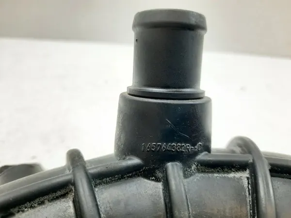 2017 Dacia Sandero Ansaugrohr 165764382R image 5