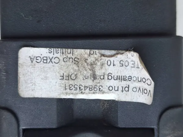 Rodillo de maletero Volvo V60 2016 OEM 39843531 image 4