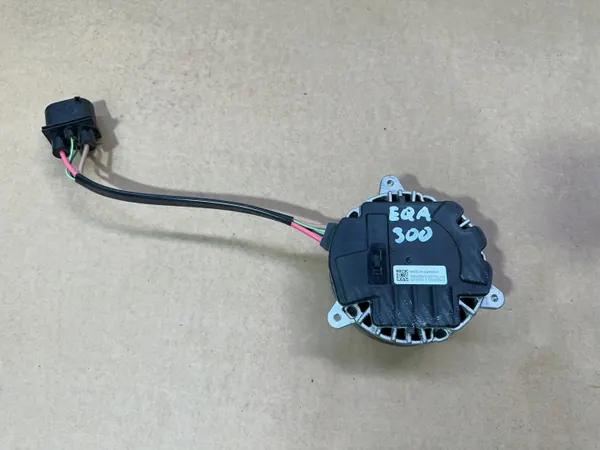 Motor ventilador OEM A2479060200 para Mercedes EQA image 2
