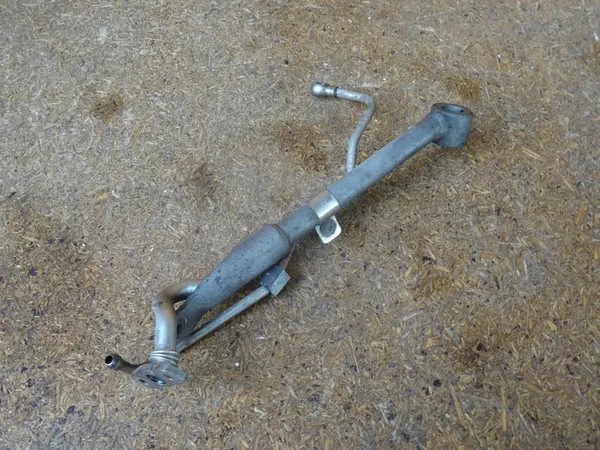 A3 8P TT 8J GOLF VI TDI Tubo de Óleo Turbo 03L145535D image 2