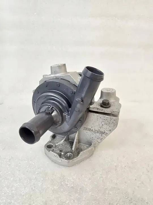Volvo V60 II 2.0B hulpwaterpomp OEM 31493259 image 2