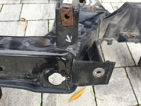 Frontverstärkung Hyundai IX35 LM 2010-2015 OEM 641102Y000 image 5