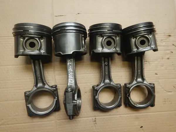 Piston avec Bielle OEM tłok terracan 2.9 image 2