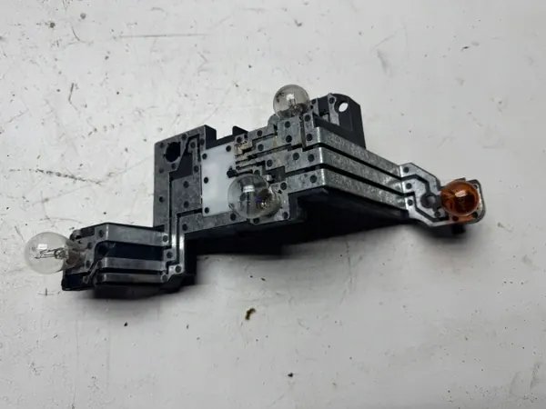 OEM Wkład gniazdo żarówek prawy tył PEUGEOT 407 SW kombi image 3