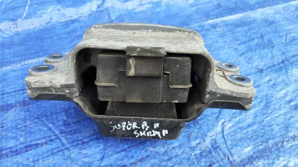 Support Moteur OEM 1K0199262AR pour Skoda Superb II V6 image 5
