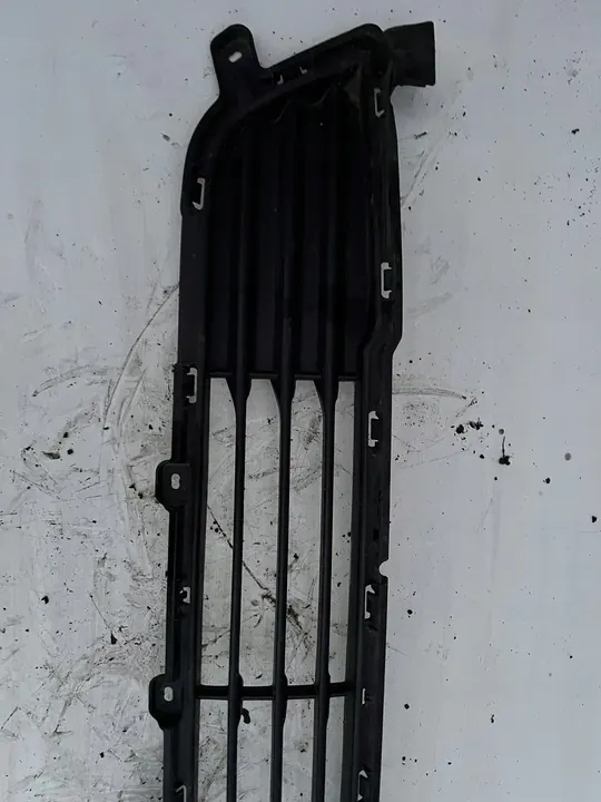 Griglia paraurti anteriore Mitsubishi Outlander III image 2