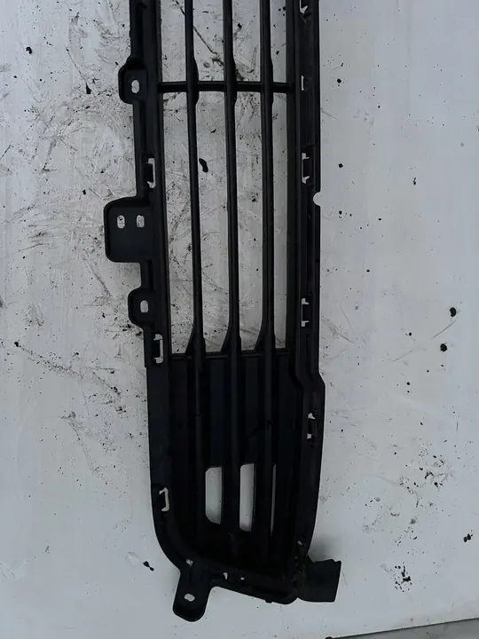 Griglia paraurti anteriore Mitsubishi Outlander III image 3