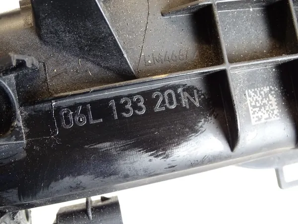 Coletor de admissão Audi Q5 Q7 A5 2.0 TFSI 06L133201N image 4