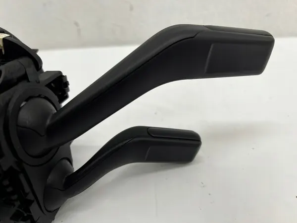 Kombischalter VW Passat B7 image 9