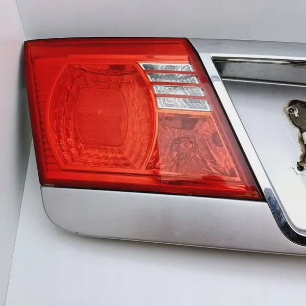 OEM DRC83155 Moldura de Maletero para Kia Magentis Sedán image 4