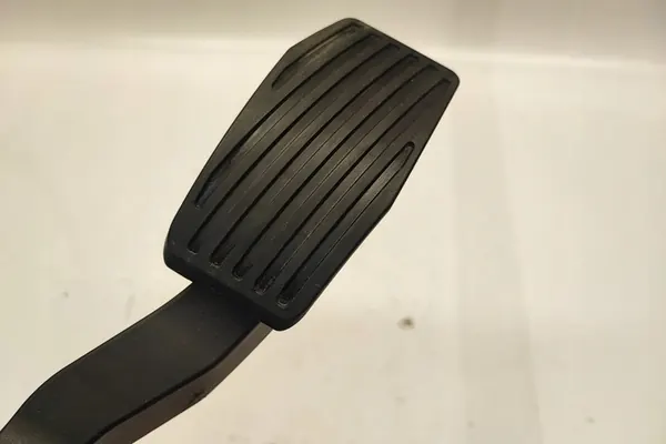 Gaspedal FIAT DOBLO MPV (263_) 1.6L Diesel image 2