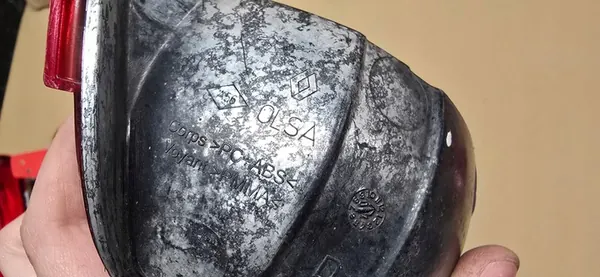 RENAULT LAGUNA III Höger Dimljus Bakre Stötfångare OEM 265600001R image 4