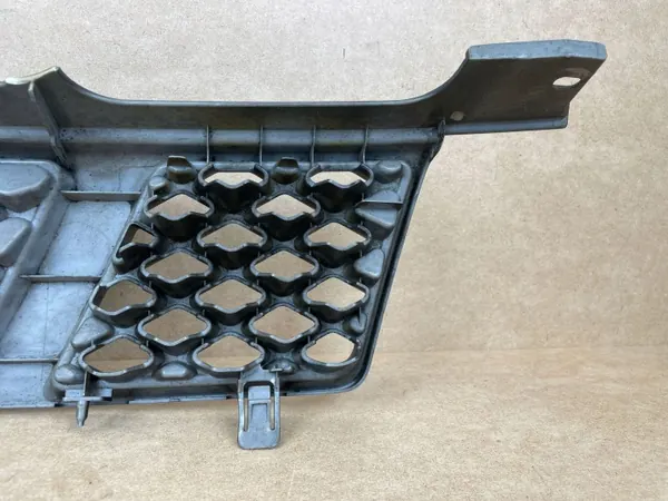 OEM 62310EQ303 framstötskåpsgallret för Nissan X-Trail image 10
