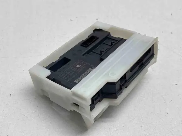 Contacteur d'allumage OEM 285908018R Renault Captur 2015 image 2