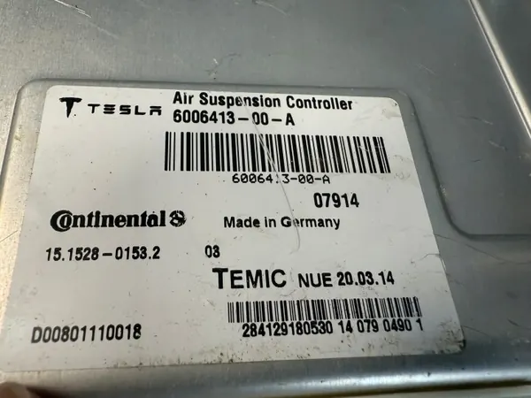 Tesla Model S 2013 Luftfjädringsmodul OEM 600641300A image 6