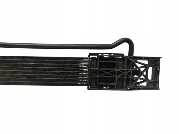 2007 Volkswagen PASSAT B6 Radiador de óleo 3C0317019C image 7