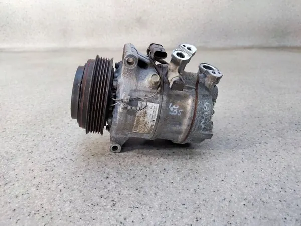 Compresor AC Mercedes C W205 1.6 CDI A0008304500 image 3