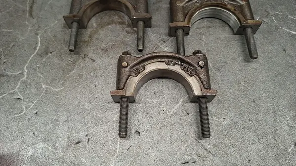 Supports de vilebrequin Mercedes CLA W176 1.6 CGI image 3