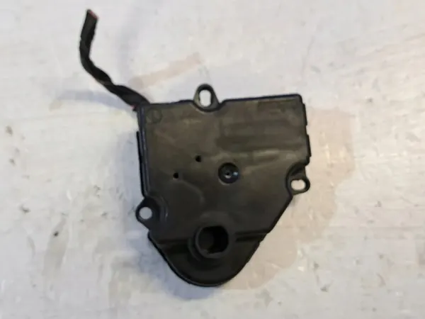 Luftflödesventilaktor OEM 52424361 Chevrolet Tahoe image 3