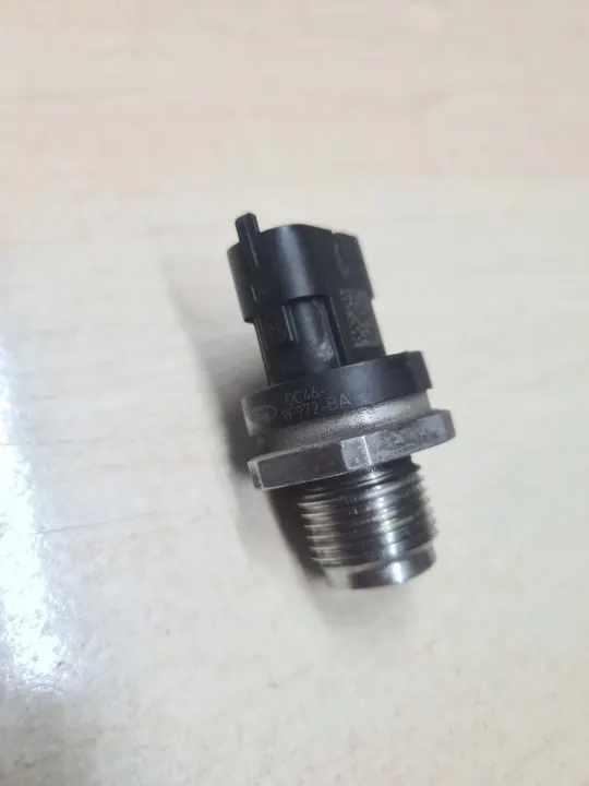 Sensor Pressão Rail Combustível OEM GC46-9F972 Ford F-MAX image 4