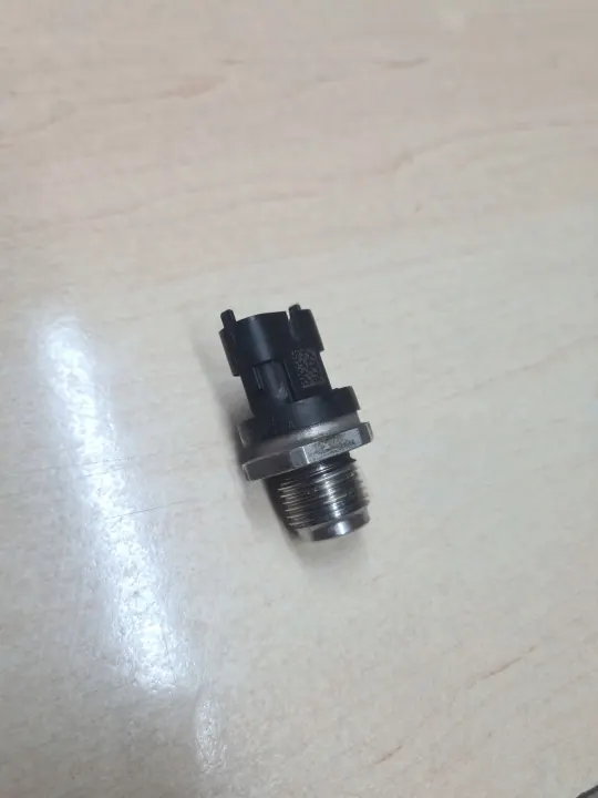 Sensor Pressão Rail Combustível OEM GC46-9F972 Ford F-MAX image 5