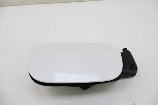 Tapa de combustible Volvo V90 II OEM 1274737611 - Usado image 2