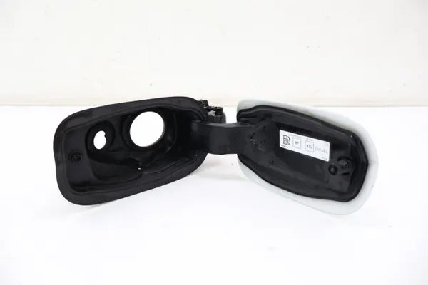 Tapa de combustible Volvo V90 II OEM 1274737611 - Usado image 5
