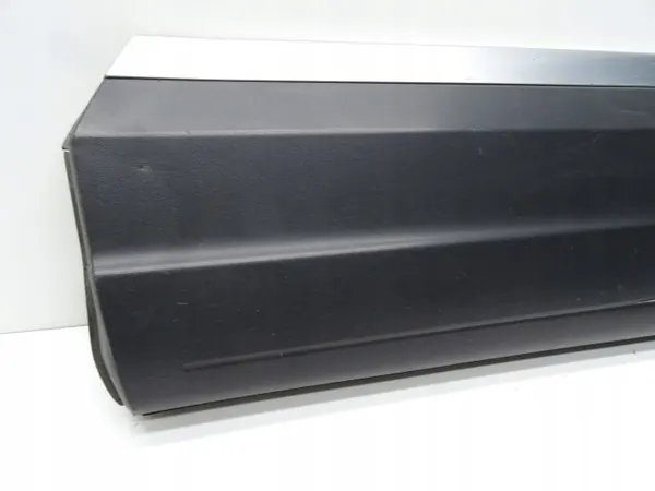 OEM 5N0854949E Vasen Takaoven Lista VW Tiguan I:lle image 8