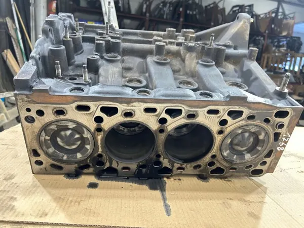 Bloco motor Toyota Hilux - Peça OE usada image 3